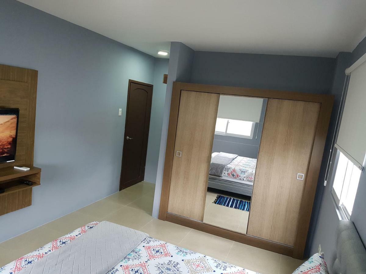 Pp Suite Guayaquil Exterior photo