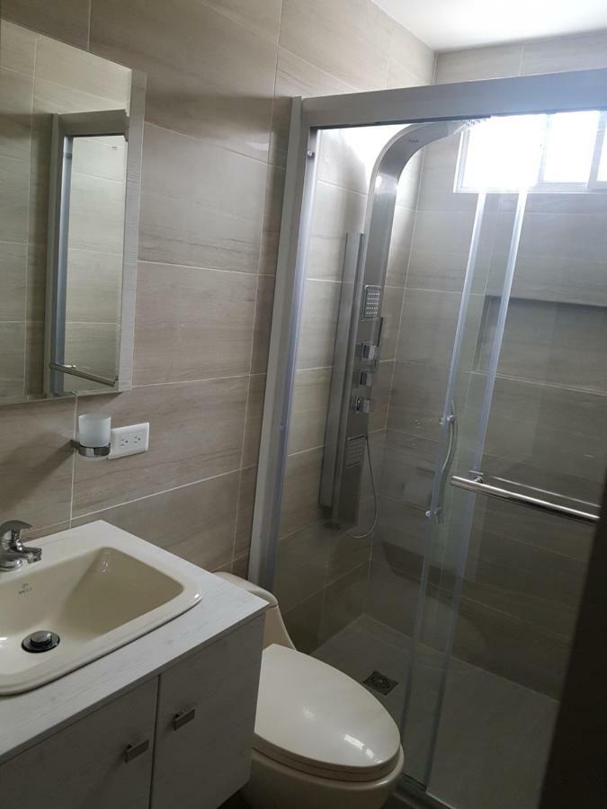Pp Suite Guayaquil Exterior photo